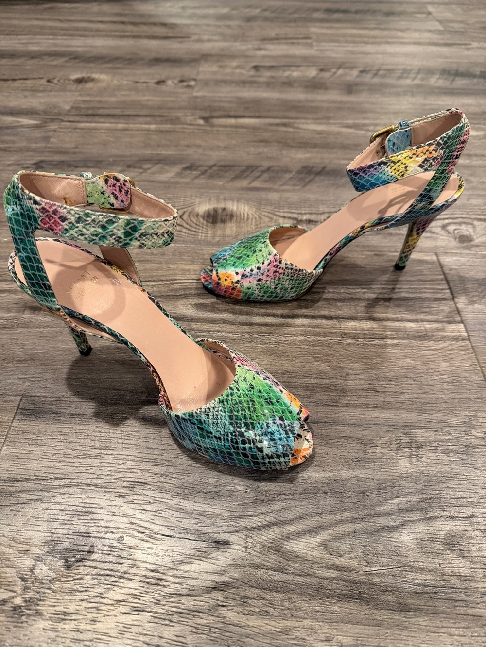 Stuart Weitzman Multicolored Snake Skin Pumps Size 9 Women’s Shoes Sandals - Picture 14 of 14